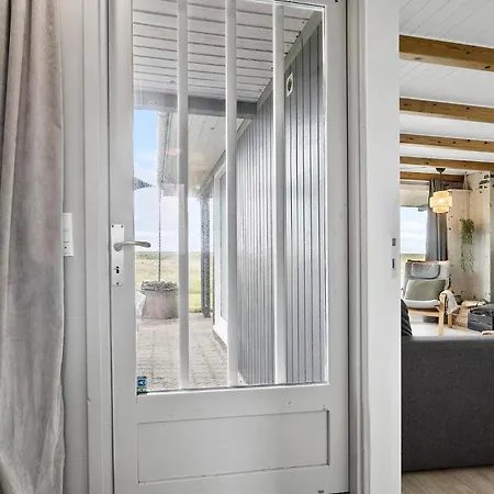 2 Bedroom Beautiful In Hurup Thy Sindrup